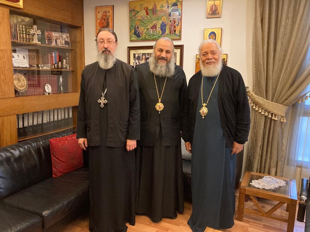 Представитель Русской Православной Церкви посетил в г. Захле строящийся храм
