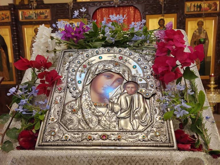 Празднование Казанской иконе Божией Матери